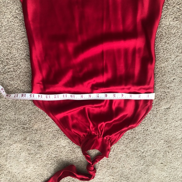 Red halter - Picture 5 of 6